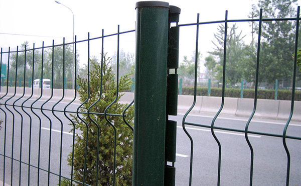 桃型柱護(hù)欄網(wǎng) 桃型柱護(hù)欄網(wǎng)