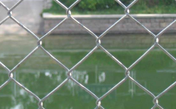 勾花護欄網(wǎng) 勾花護欄網(wǎng)